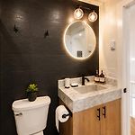 Bright King Suite, Massage Chair & Private Bath