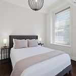 New! Back Bay, Green Line, Newbury St & Hynes