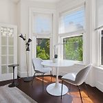 New! Back Bay, Green Line, Newbury St & Hynes