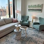 Back Bay Central Penthouse With Gym Parking In Unit Washer Dryer