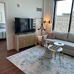 Back Bay Central Penthouse With Gym Parking In Unit Washer Dryer