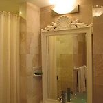 Royalton Suites