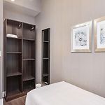 Suites At 143 Arlington Street