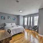 Renovated Apt - Walk To Downtown Transit! * Boston
