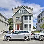 Renovated Apt - Walk To Downtown Transit! * Boston