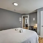 Holiday home Renovated Apt - Walk To Downtown Transit! Boston