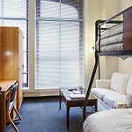 Studio Ready 4 Students & Traveling Professionals! 310 * Boston