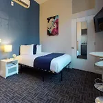 Stylish Downtown In The Southend, C.ave #43 3*