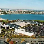 Hotel Doubletree By Hilton Bayside 3*