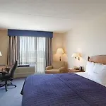 Doubletree By Hilton Bayside