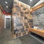 Simple Furnished Studio In The Heart Of Boston