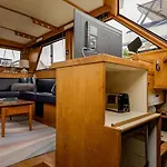 2br Spacious & Comfy 43' Yacht - Heat & Ac - On The Freedom Trail - Nights Sleep *