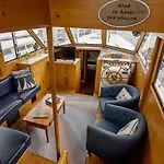 Botel 2br Spacious & Comfy 43' Yacht - Heat & Ac - On The Freedom Trail - Nights Sleep