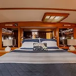 2br Spacious & Comfy 43' Yacht - Heat & Ac - On The Freedom Trail - Nights Sleep Botel Boston
