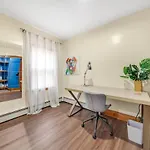 Comfy 1br 1bh Near Med *