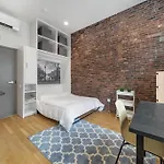 Simple Furnished Studio In The Heart Of Boston