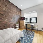 Simple Furnished Studio In The Heart Of Boston