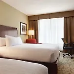 Hilton Garden Logan Airport 3*