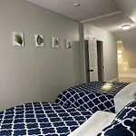 Monadnock Homestay *