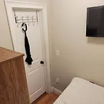 Private Bedroom Near Guest house Boston