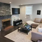 Boston\'S Best Vacation House