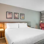 Hilton Garden Logan Airport Boston