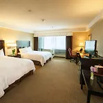 Hotel Hampton & Crosstown Center Boston