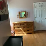 Beautiful Victorian House, Homestay