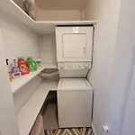 Comfy And Chic Apartment! Free Parking Boston