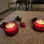 Comfy And Chic Apartment! Free Parking *