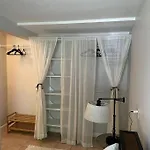 Lovely Two Bedroom In South Boston
