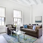 Global Luxury Downtown