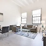 Apartment Global Luxury Downtown