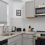 Holiday home Historical Urban Oasis