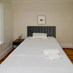 Historical Urban Oasis Holiday home *