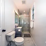 Holiday home Historical Urban Oasis