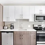 N Station Studio W Wd Gym Nr Td Garden Bos-682