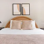 N Station 1Br W Wd Gym Nr Td Garden Bos-703