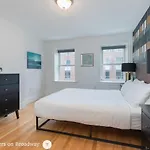 West Broadway Quarters By Thatch *