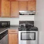 Trendy Longwood Studio Nr Mission Park Bos-669