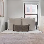 Charming N End 2Br On Salem St Bos-450