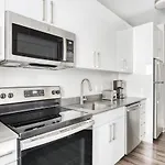 Brighton Studio W Wd Gym Nr T Shops Dining Bos-848