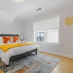 Amazing Family-friendly And Group-friendly #thebackdorch Apartment Boston