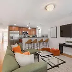 Amazing Family-friendly And Group-friendly #thebackdorch Apartment *
