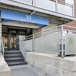 Longwood 2Br Nr Green Orange T Lines Bos-651