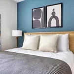 Brighton Studio Nr Mission Park Green Line Bos-676