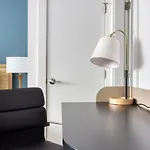 Brighton Studio Nr Mission Park Green Line Bos-676