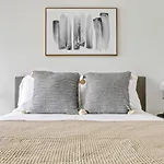S Boston 1Bd Nr Restaurants Shops Bos-580
