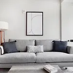 Downtown 1br W Luxury Amenities Rooftop Views Bos-507