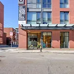 Allston Studio W Wd Gym Nr Green Line Bos-672